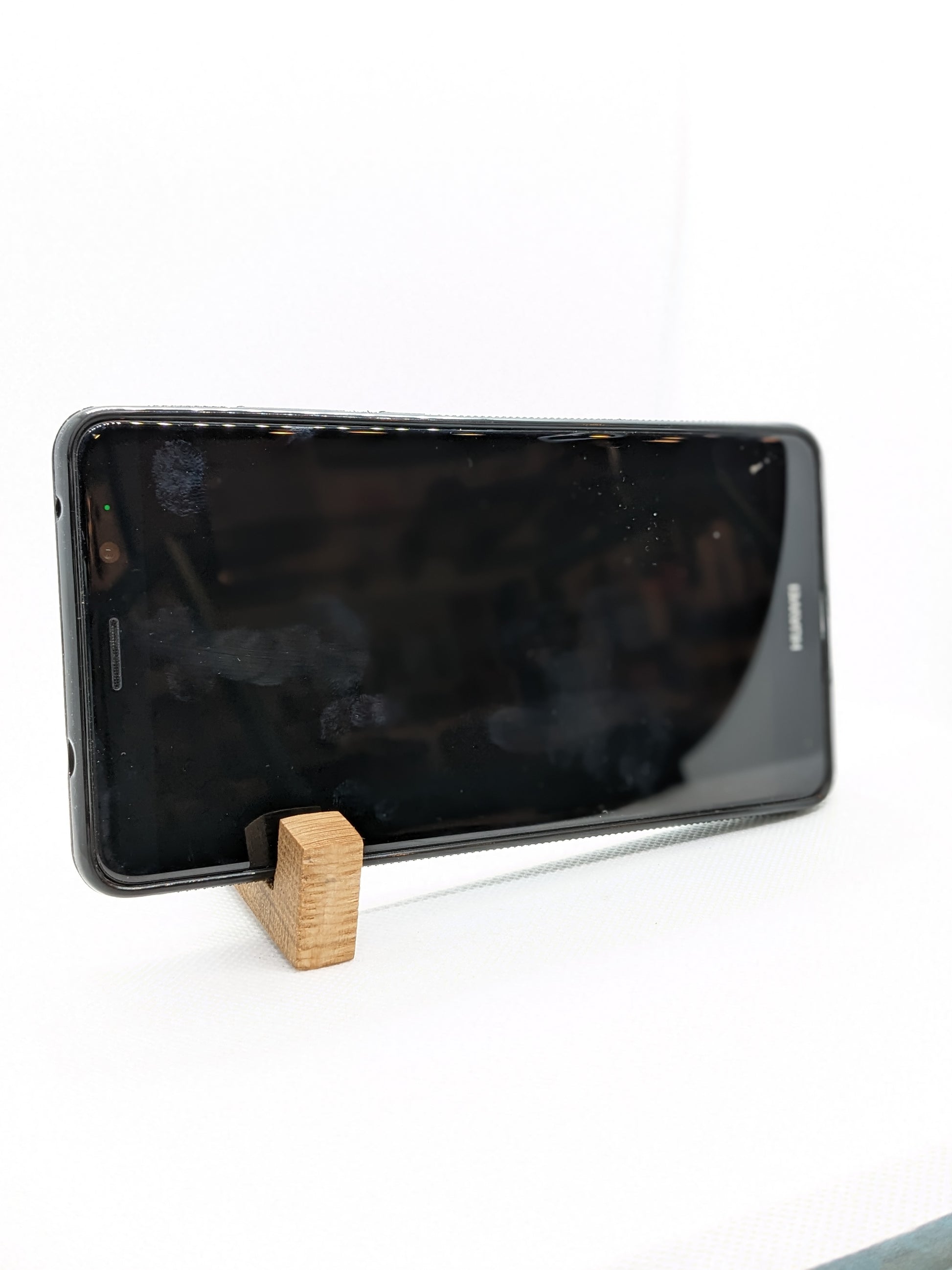 Wooden Keyring - Phone Stand