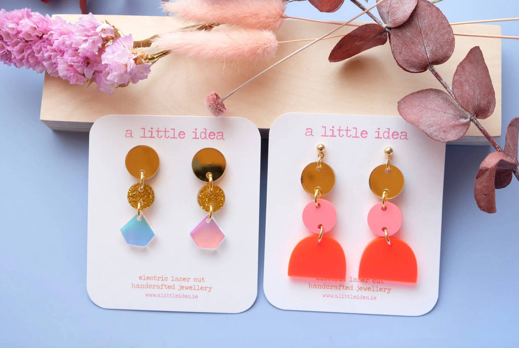 Debbie Harry earrings | A Little Idea