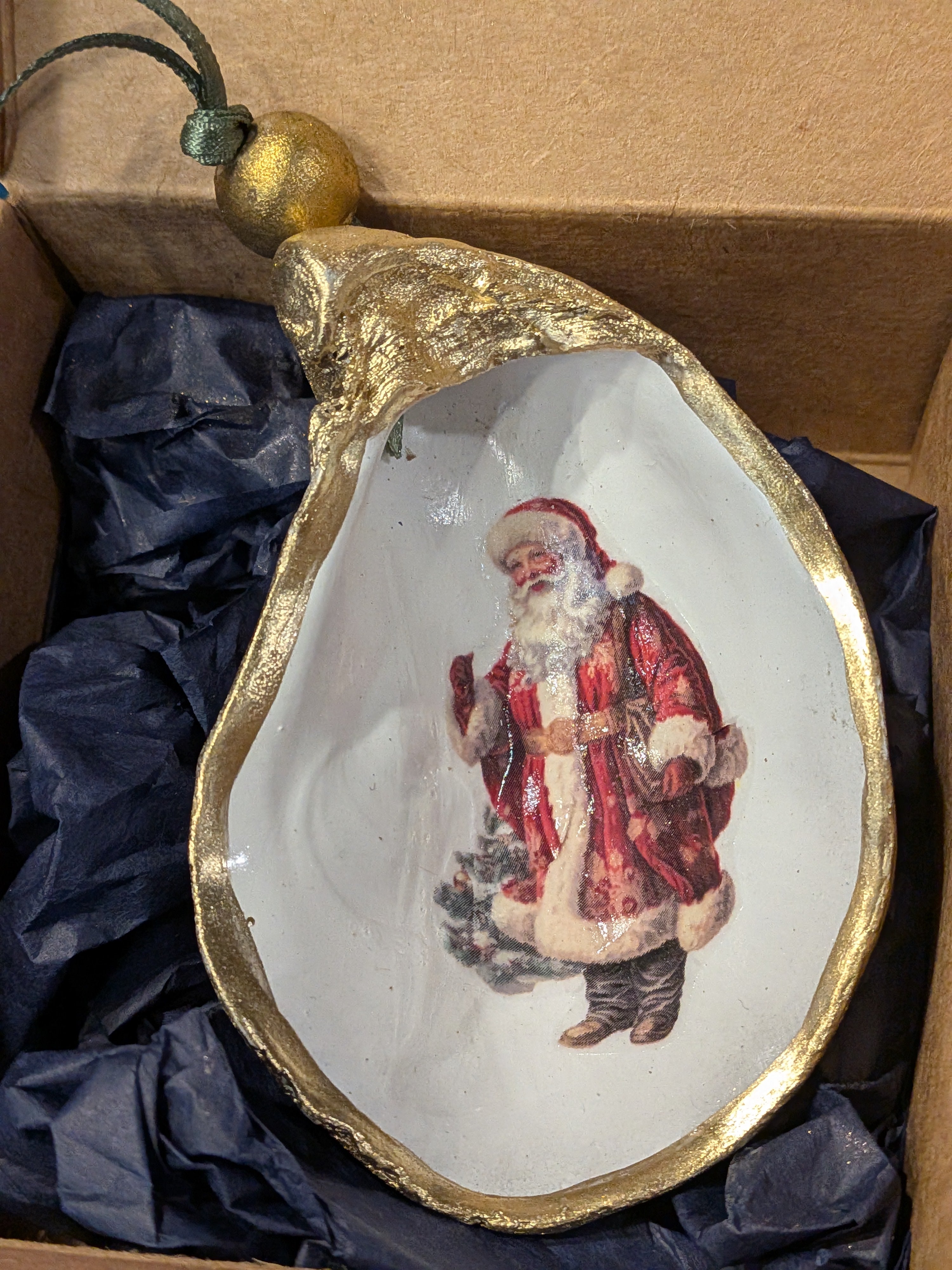 Handmade Christmas Decoration - Oyster Shell