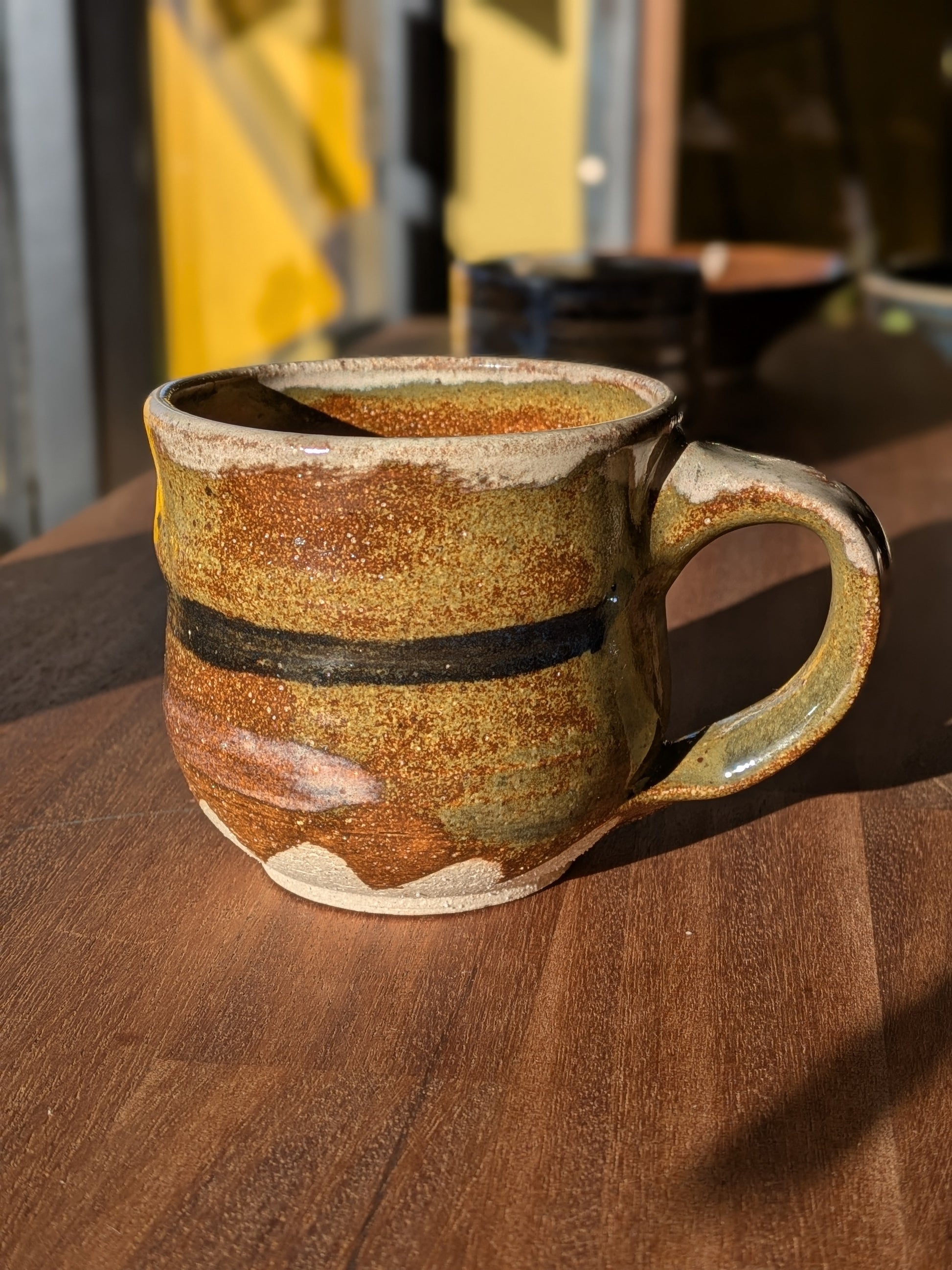 Medium Vessel w/ Handle - Barrow