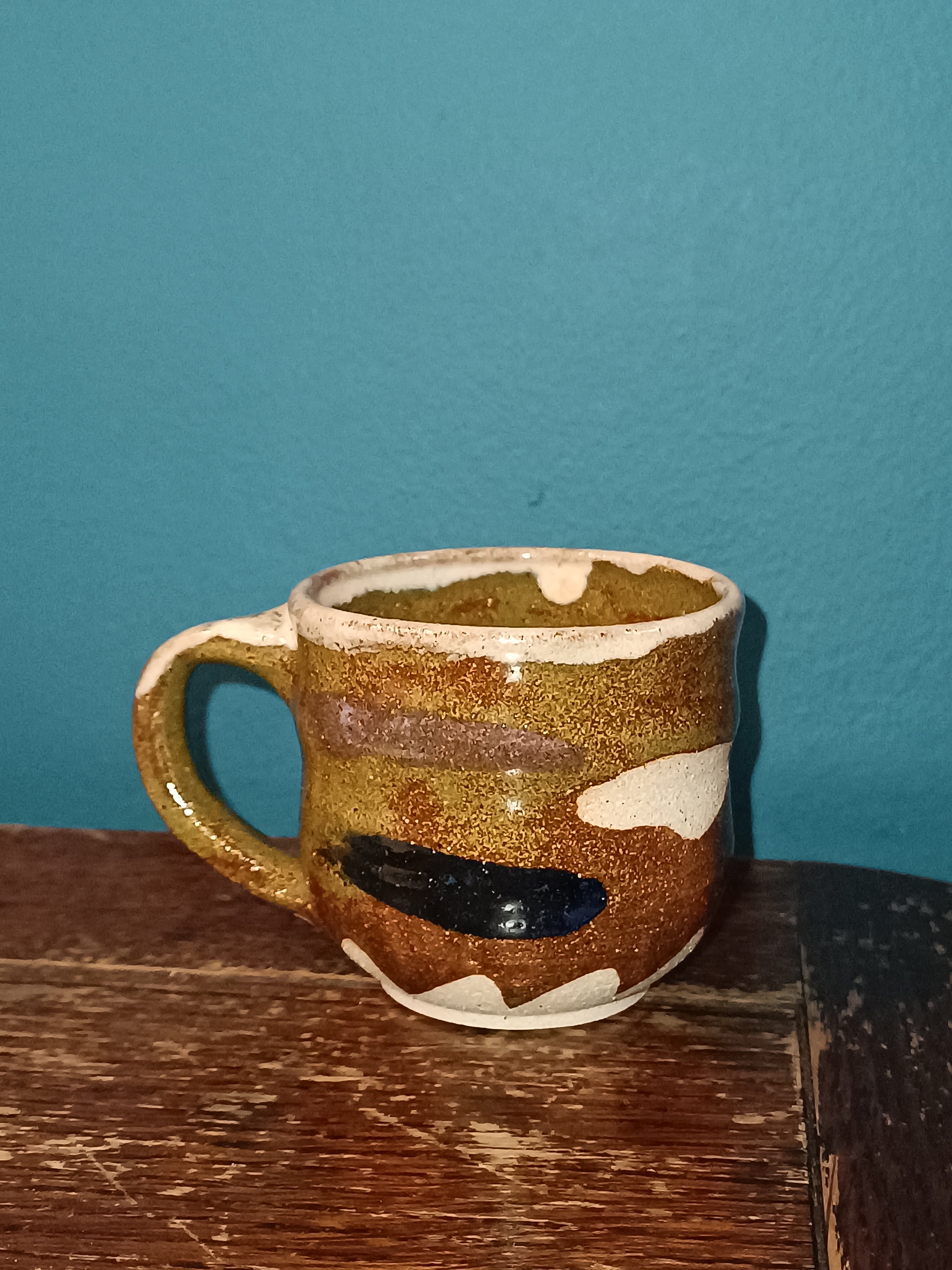 Medium Vessel w/ Handle - Barrow